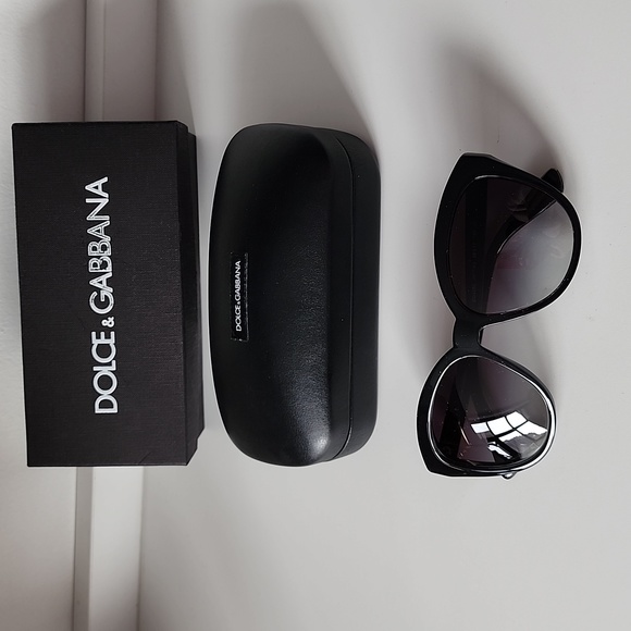 Dolce & Gabbana Sunglasses - Picture 3 of 11